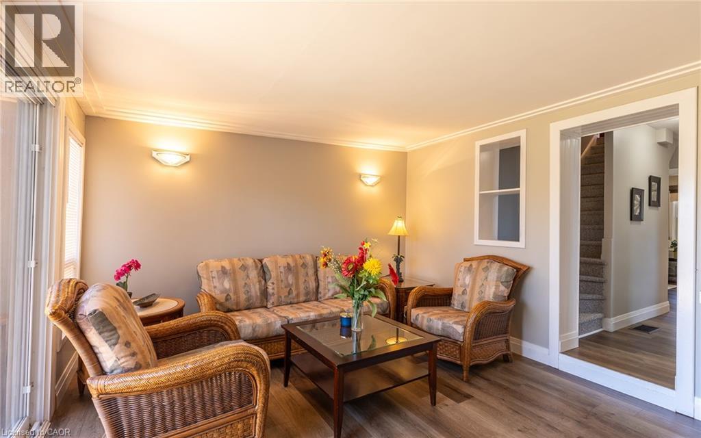 110 LORNE Crescent thumbnail 12