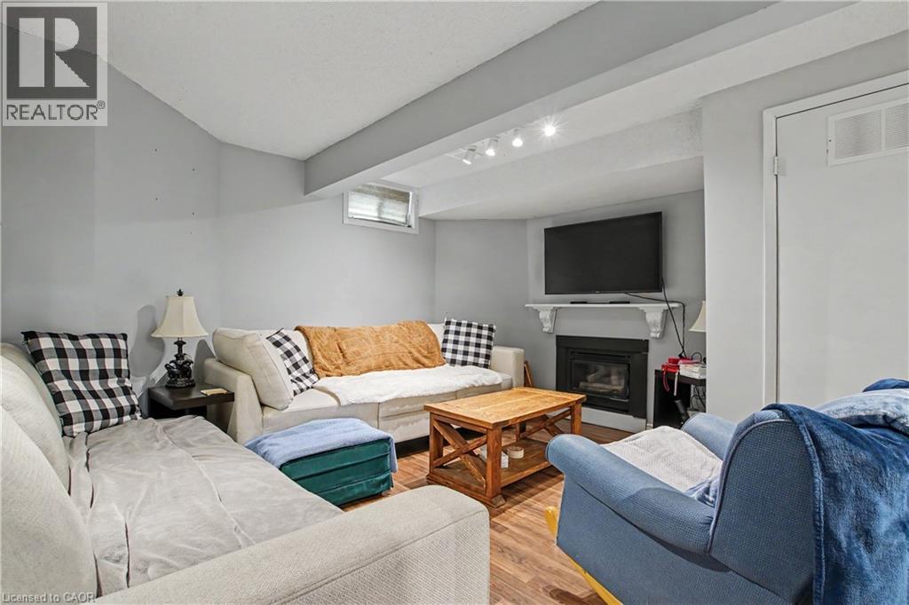 10 HOLBORN Court Unit# 49 thumbnail 22