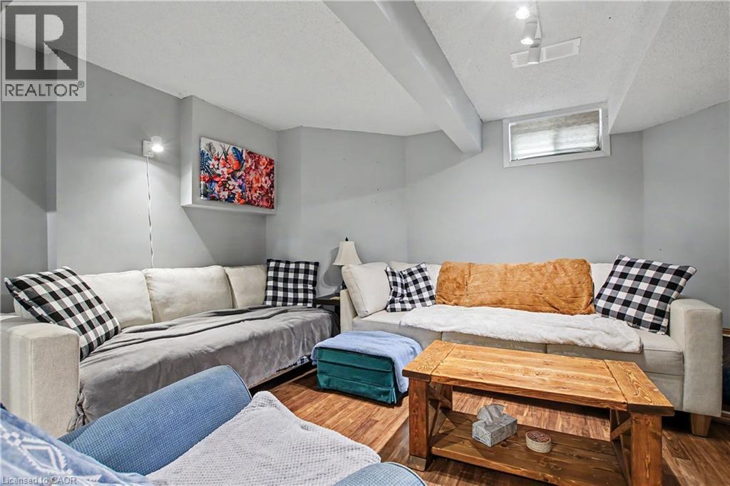 10 HOLBORN Court Unit# 49 thumbnail 23