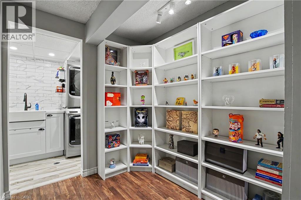 10 HOLBORN Court Unit# 49 thumbnail 25