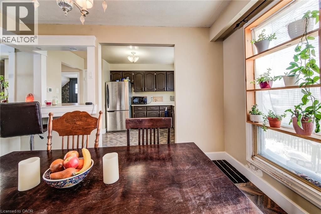 71 SHADELAND Crescent thumbnail 12