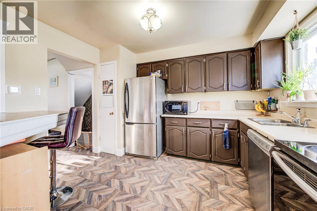 71 SHADELAND Crescent thumbnail 13