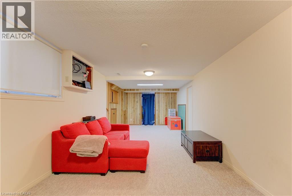 98 SHEA Crescent thumbnail 17