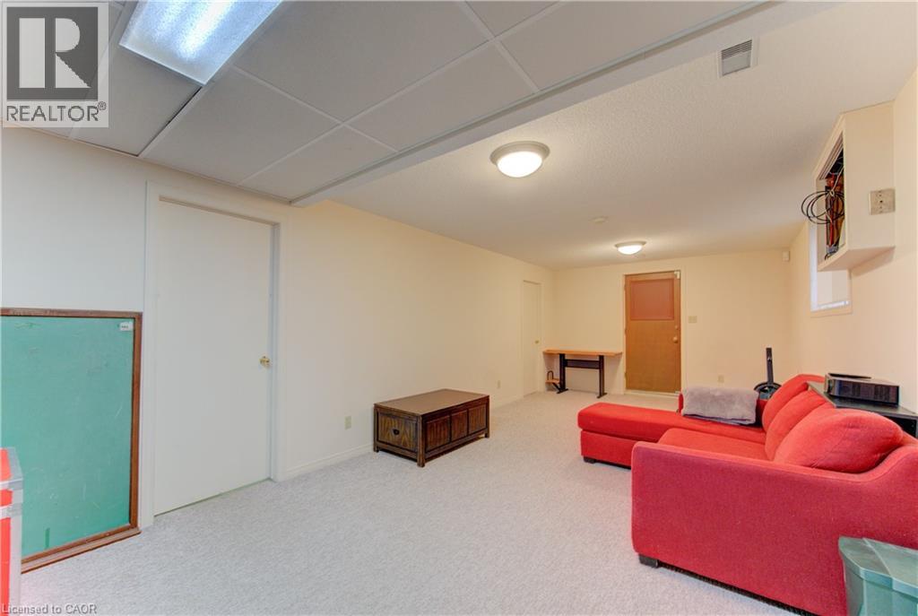 98 SHEA Crescent thumbnail 19