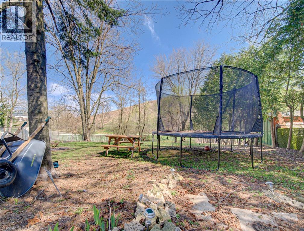 98 SHEA Crescent thumbnail 28