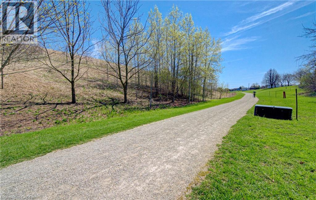 98 SHEA Crescent thumbnail 35