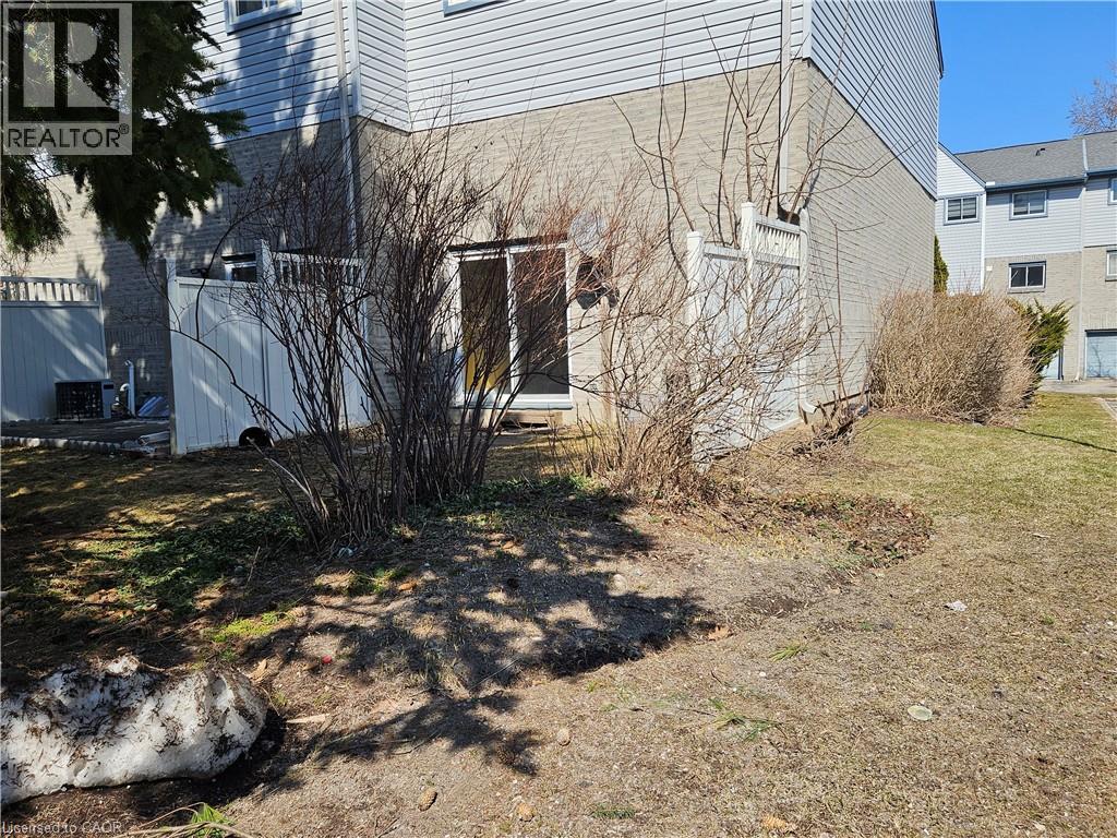 589 BEECHWOOD Drive Unit# 43 thumbnail 32