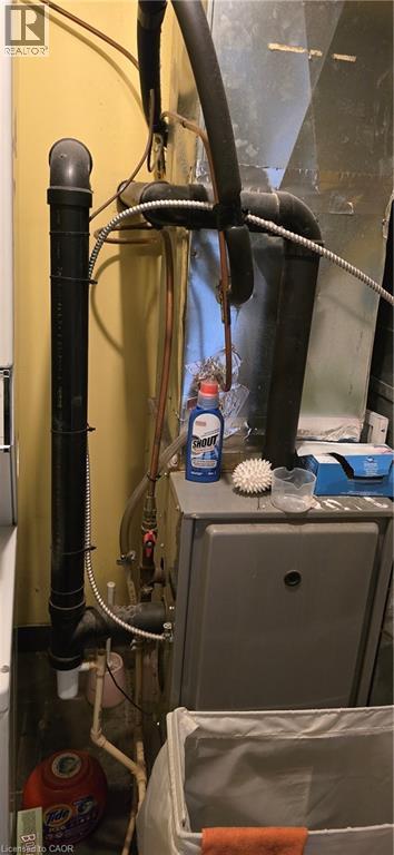 16 COLUMBIA Street W thumbnail 13