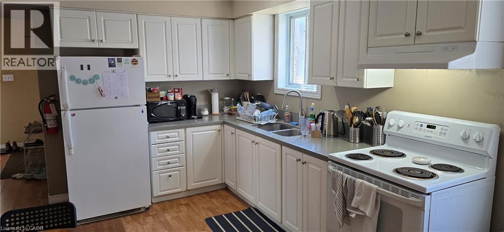 16 COLUMBIA Street W thumbnail 6