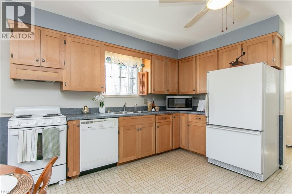 70 INWOOD Crescent thumbnail 13