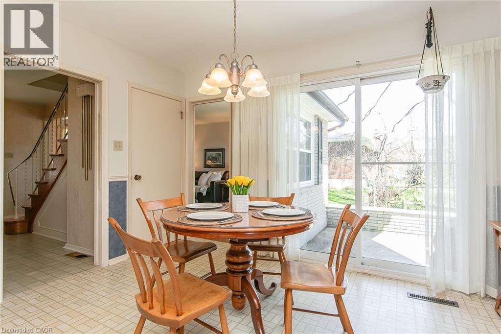 70 INWOOD Crescent thumbnail 17