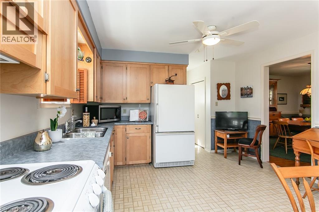 70 INWOOD Crescent thumbnail 20