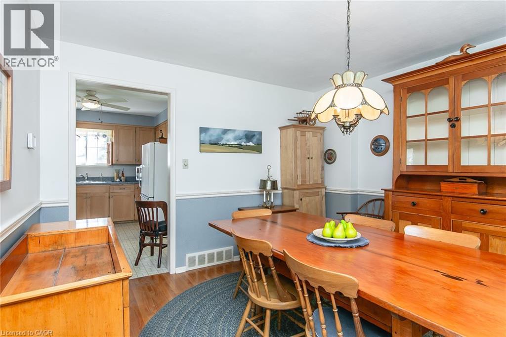 70 INWOOD Crescent thumbnail 21