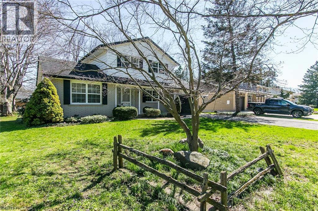 70 INWOOD Crescent thumbnail 3