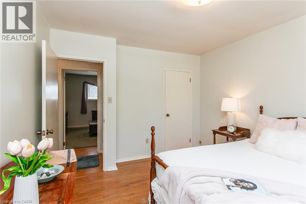 70 INWOOD Crescent thumbnail 30