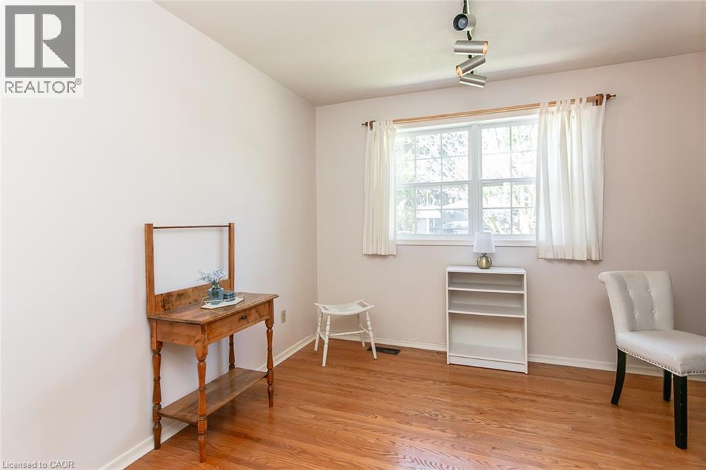 70 INWOOD Crescent thumbnail 31