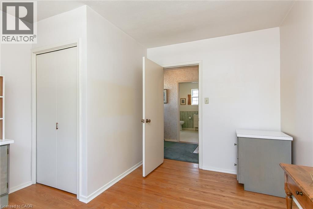 70 INWOOD Crescent thumbnail 34