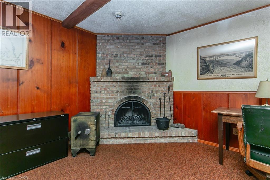 70 INWOOD Crescent thumbnail 39