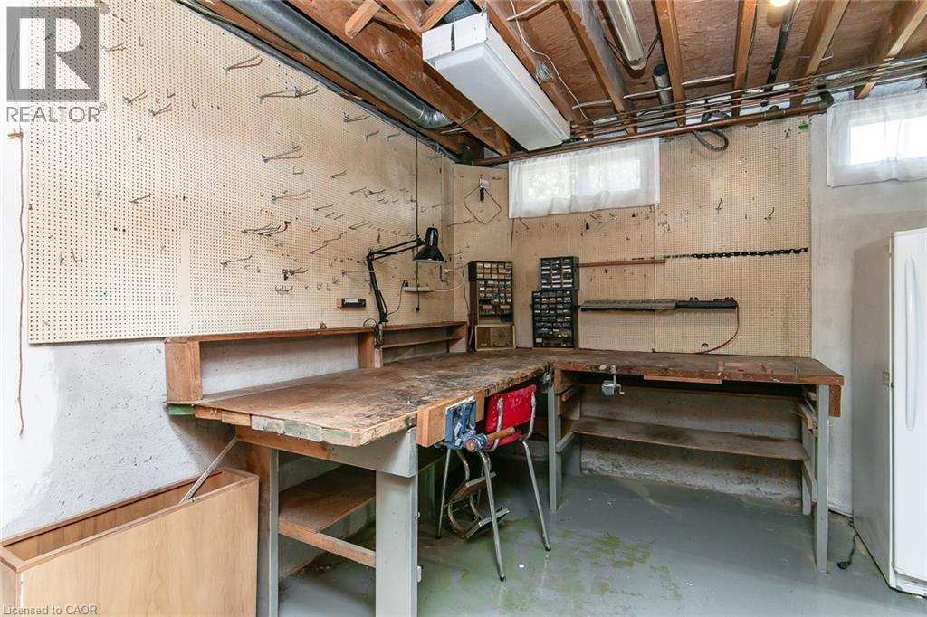 70 INWOOD Crescent thumbnail 40