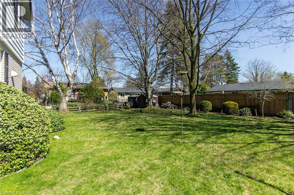 70 INWOOD Crescent thumbnail 42