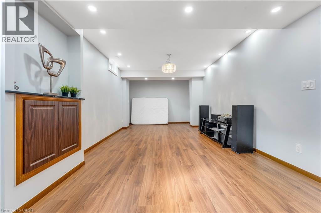 145 REDTAIL Street thumbnail 35