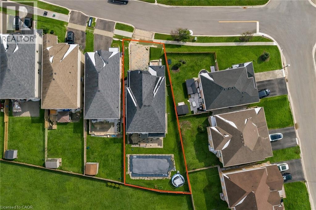 145 REDTAIL Street thumbnail 46