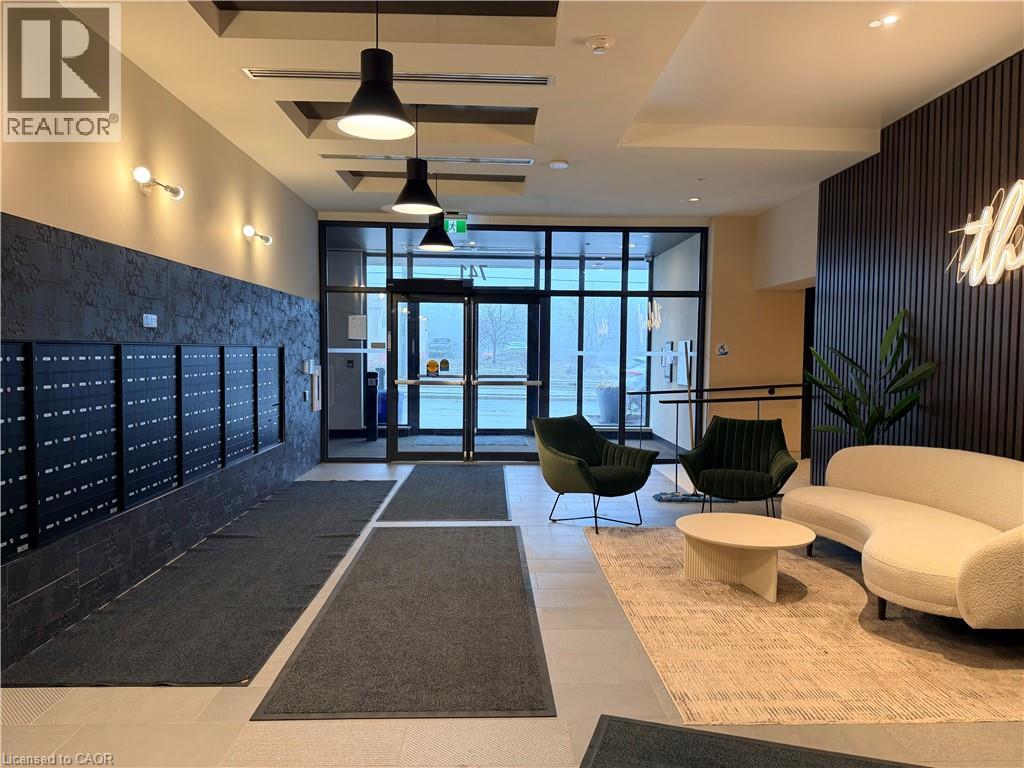 741 KING Street W Unit# 301 thumbnail 8