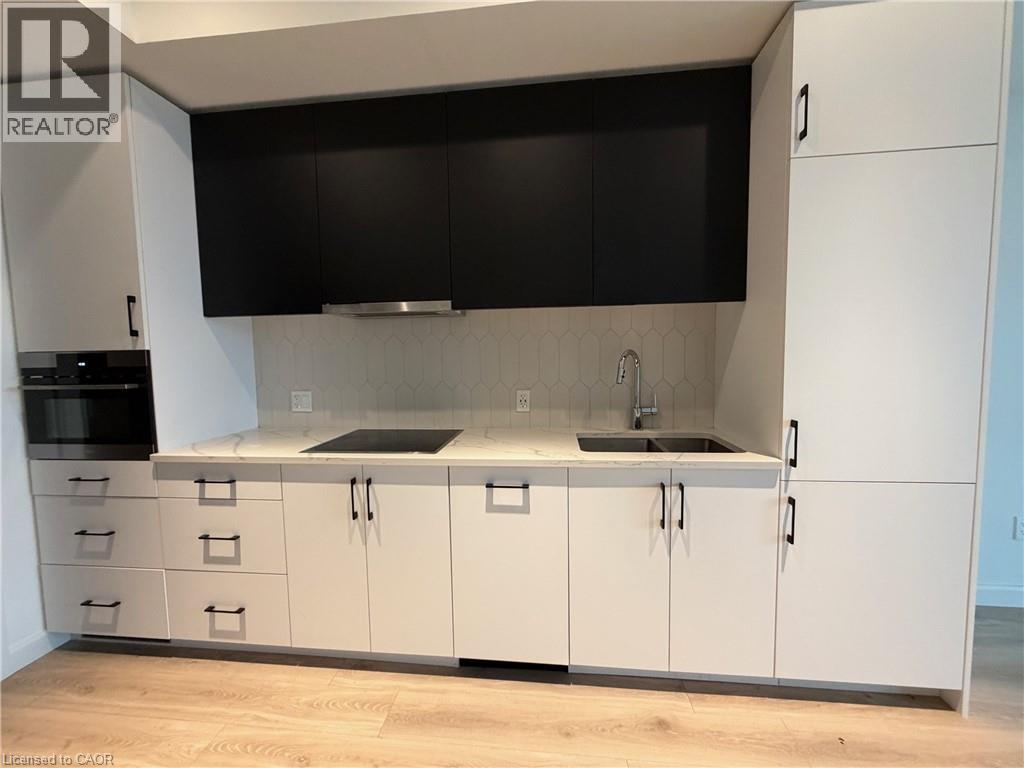 741 KING Street W Unit# 301 thumbnail 17