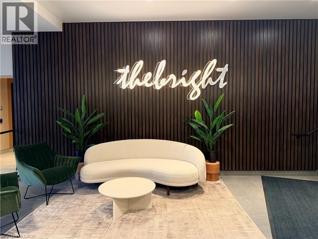 741 KING Street W Unit# 301 thumbnail 7