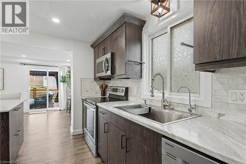 7 WYCLIFFE Place thumbnail 10