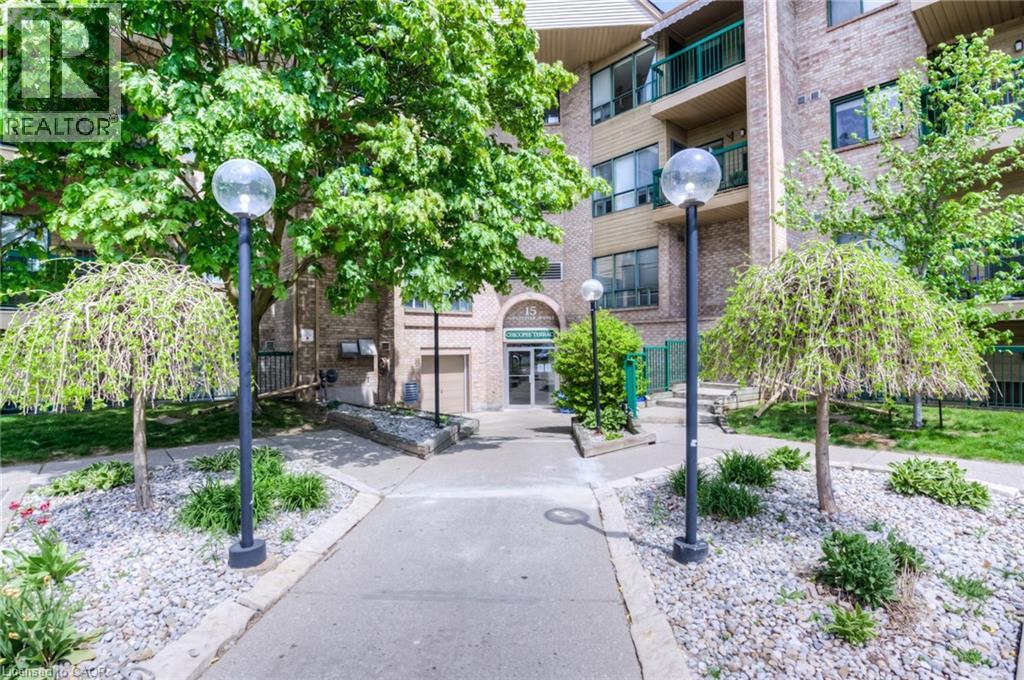 15 HOFSTETTER Avenue Unit# 318 thumbnail 2