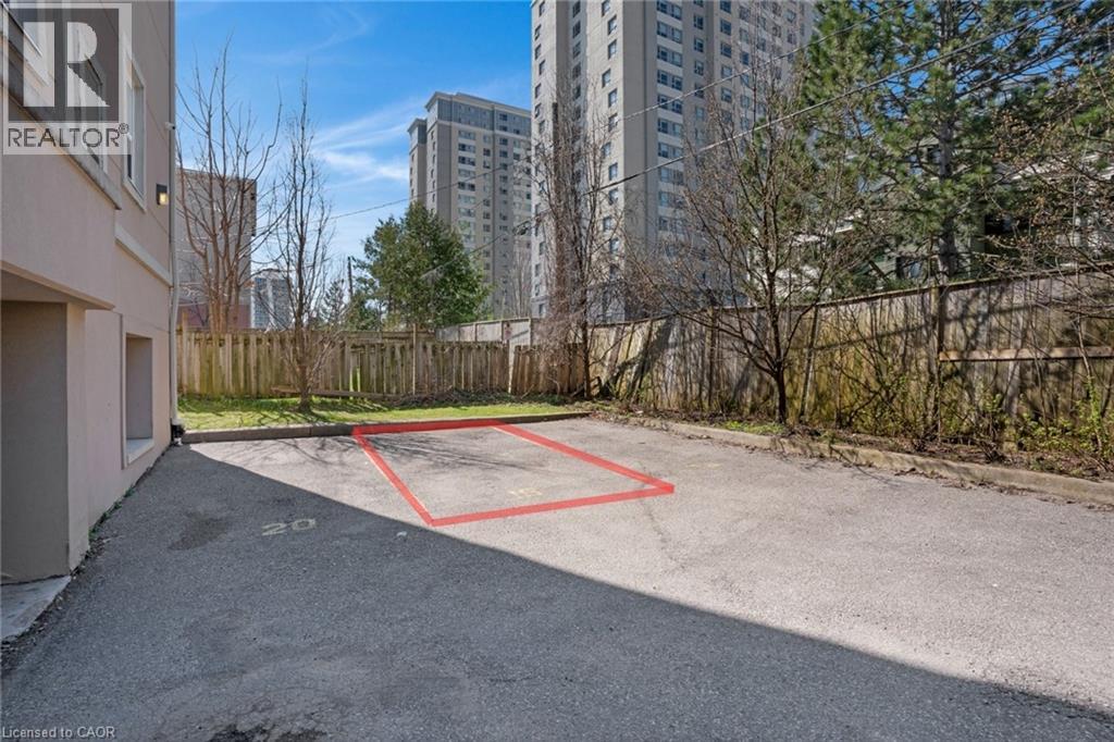 271 LESTER Street Unit# 303 thumbnail 16