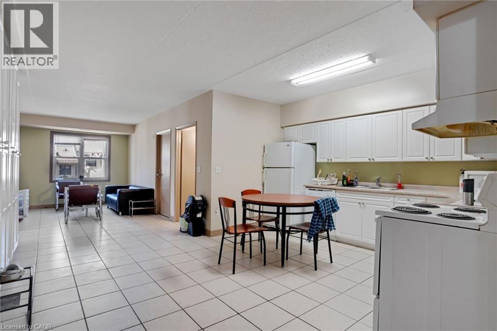 271 LESTER Street Unit# 303 thumbnail 6