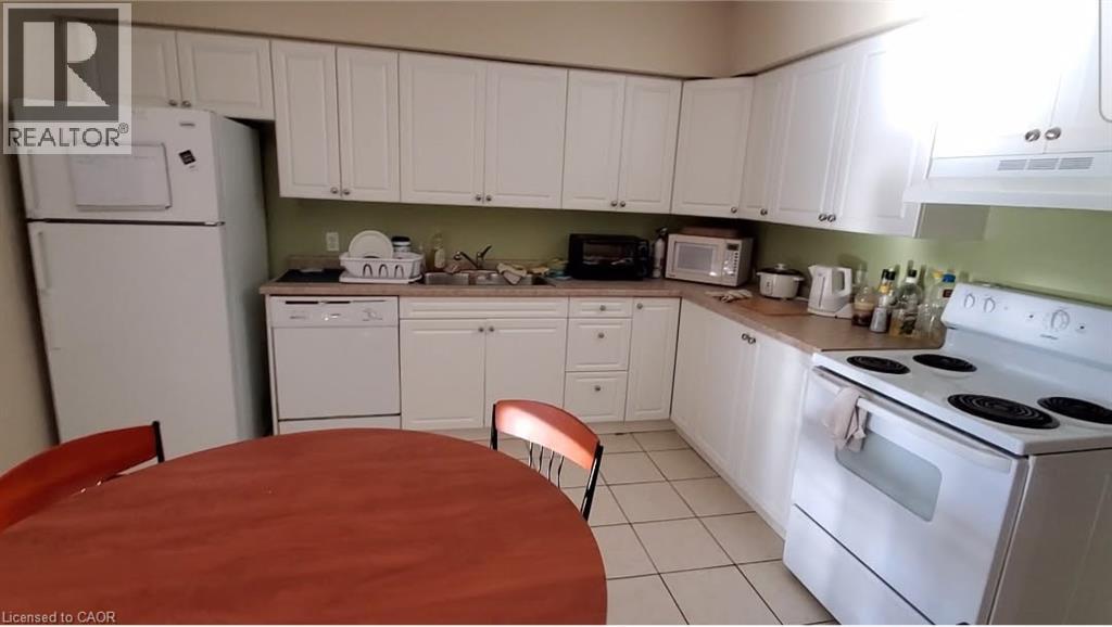 271 LESTER Street Unit# 303 thumbnail 7