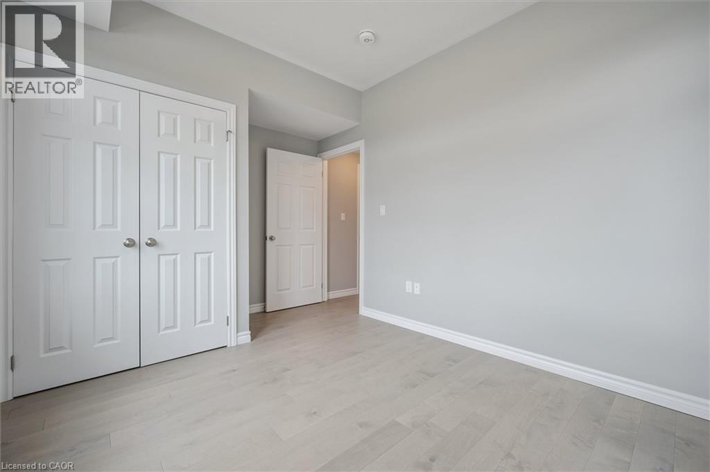 30 OAT Lane thumbnail 9