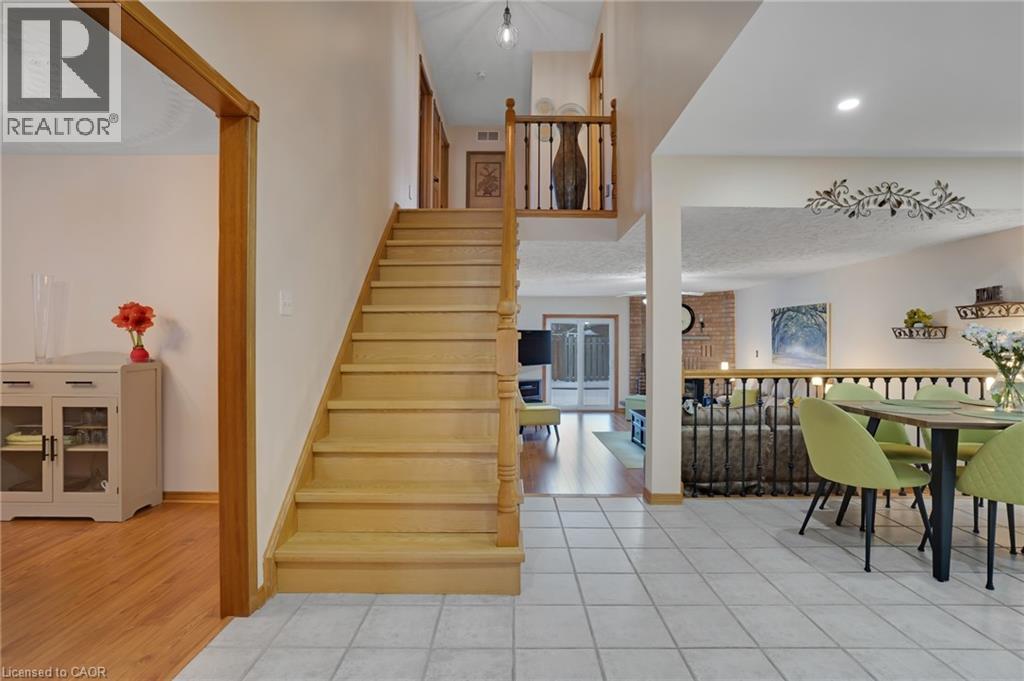 35 SOUTHVIEW Crescent thumbnail 13