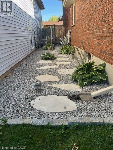 35 SOUTHVIEW Crescent thumbnail 38