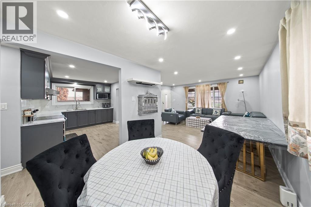 42 TUPPER Crescent thumbnail 10