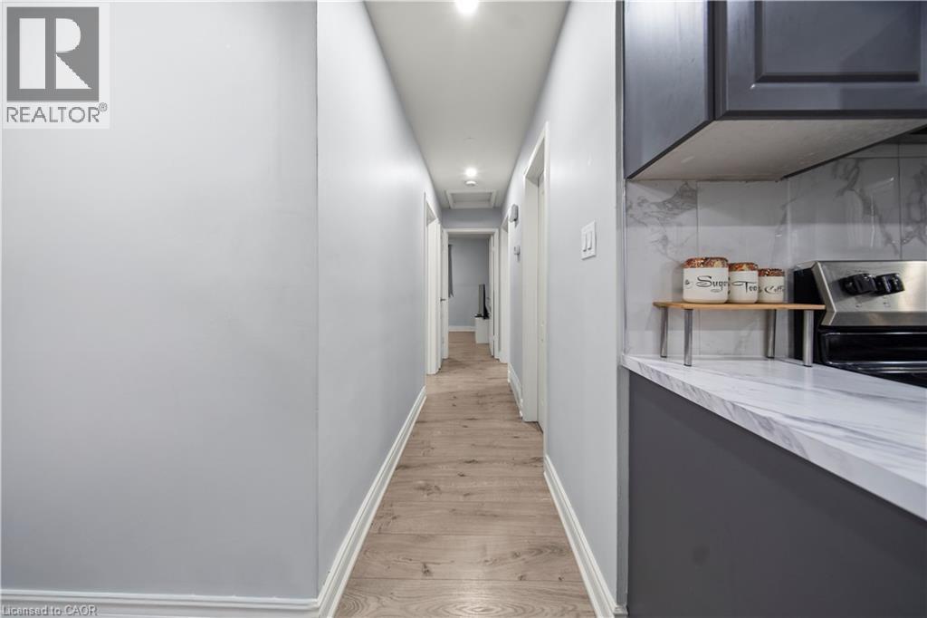 42 TUPPER Crescent thumbnail 16