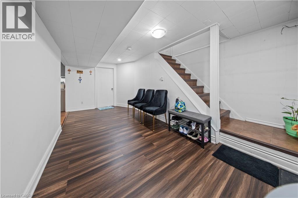 42 TUPPER Crescent thumbnail 17