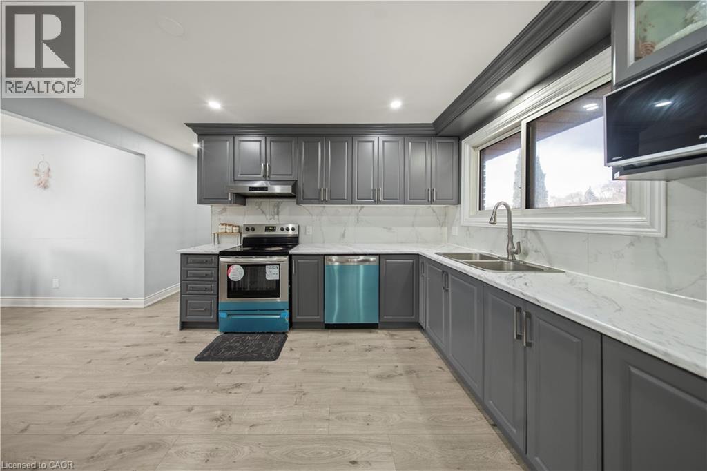 42 TUPPER Crescent thumbnail 6