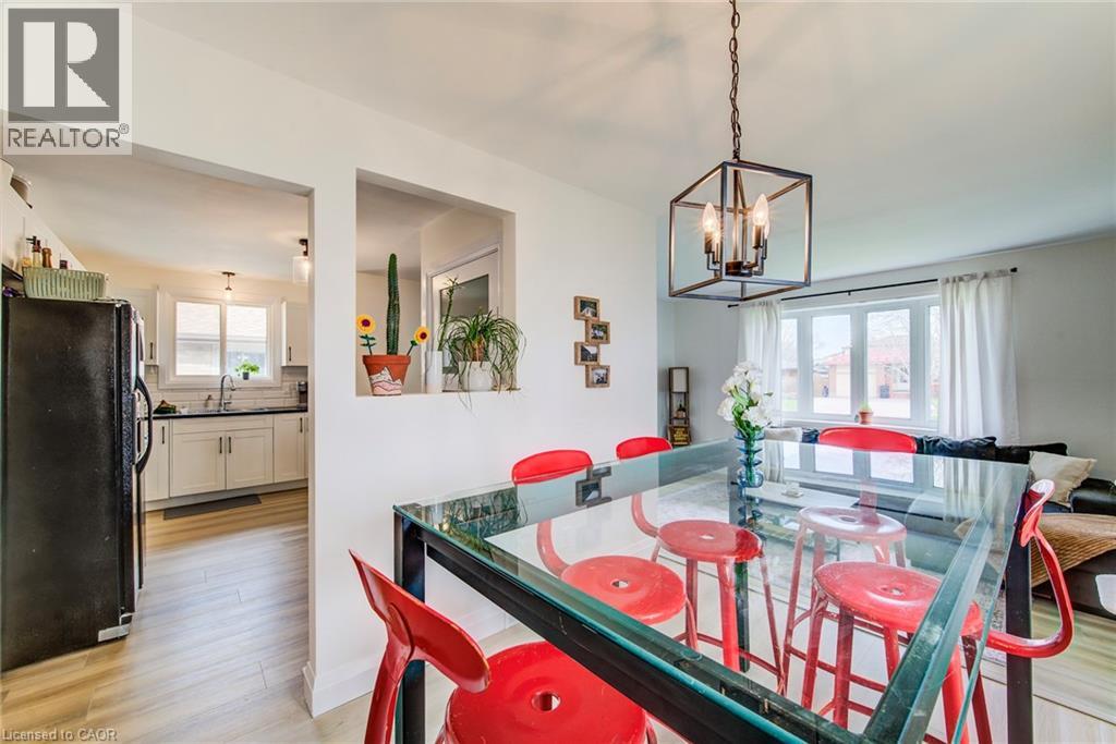 183 DINISON Crescent thumbnail 12