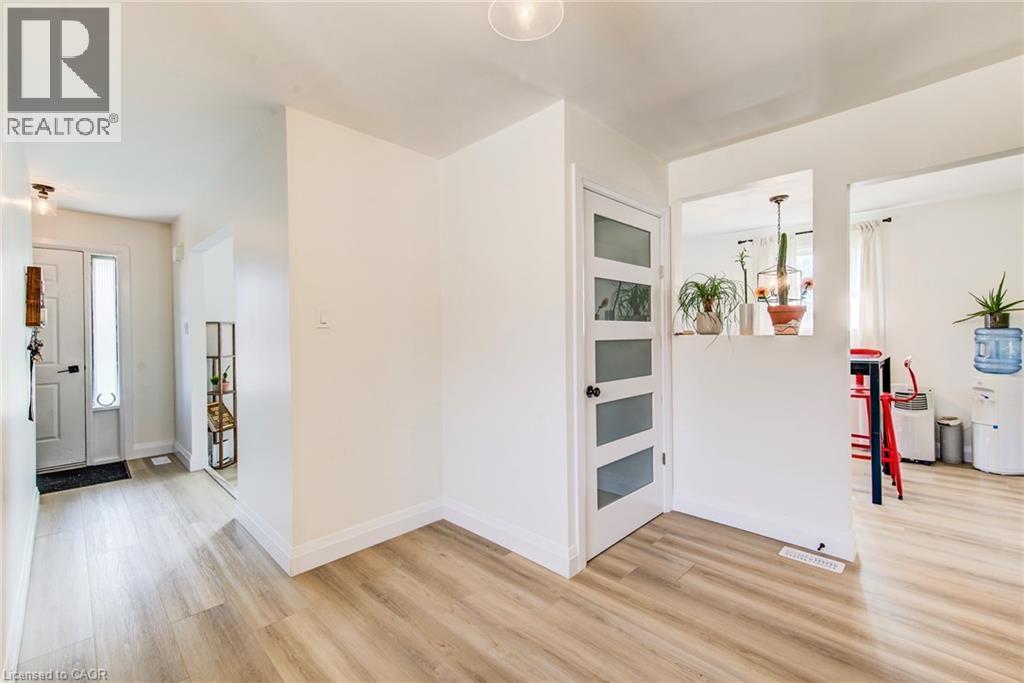 183 DINISON Crescent thumbnail 13