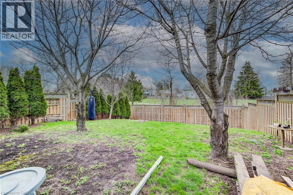 183 DINISON Crescent thumbnail 26