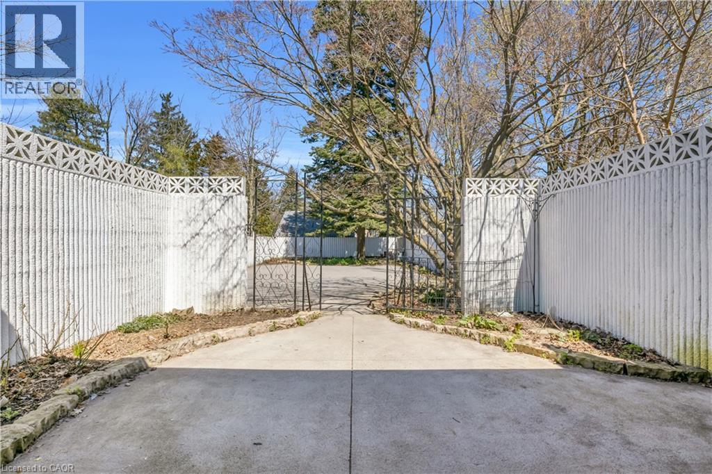 443 DUKE Street thumbnail 37