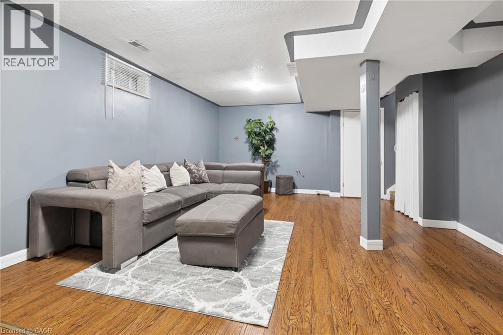 14 WYCLIFFE Place thumbnail 24