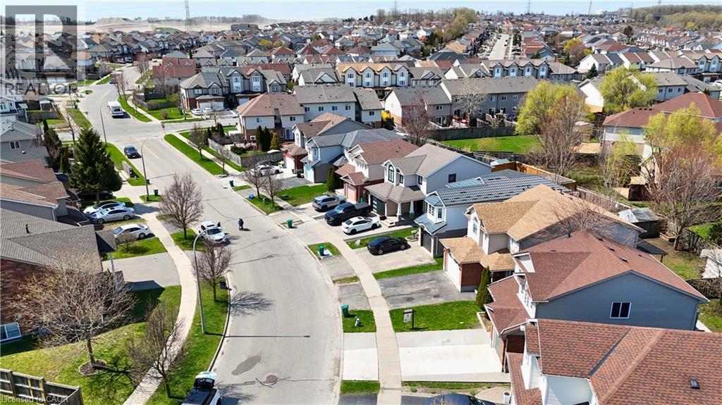 11 LEMONBALM Street thumbnail 28