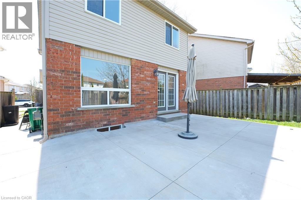 11 LEMONBALM Street thumbnail 8