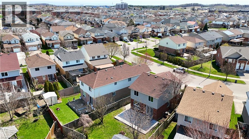 11 LEMONBALM Street thumbnail 31