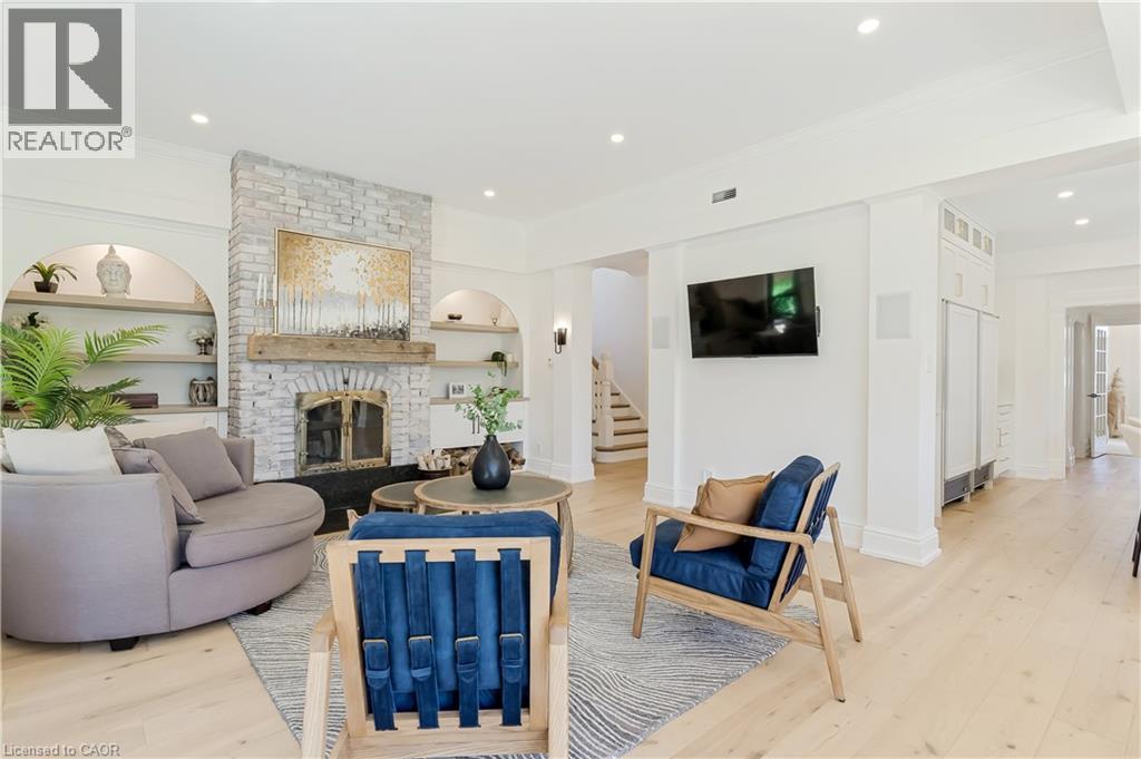 24 PARK Avenue thumbnail 25